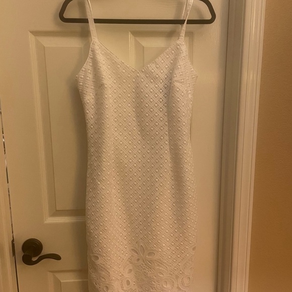 WHBM White House Black Market White Eyelet Lace Sheath Dress LWD NWT Size 2 - Picture 7 of 9